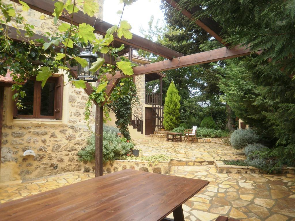 Villa En Arhi Ano Trikala Habitación foto