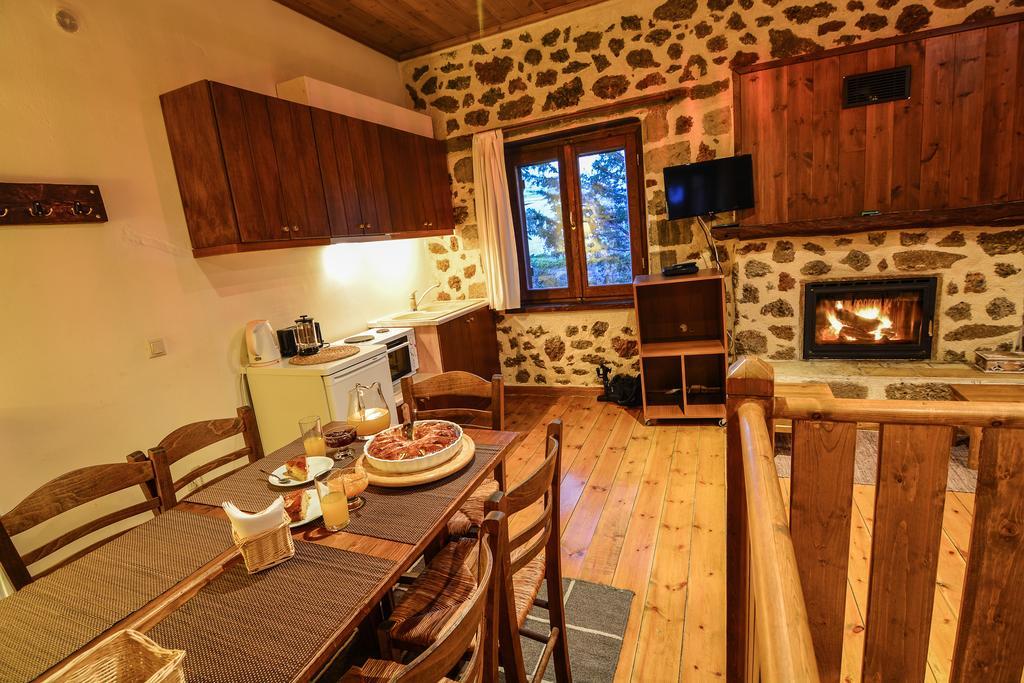 Villa En Arhi Ano Trikala Exterior foto